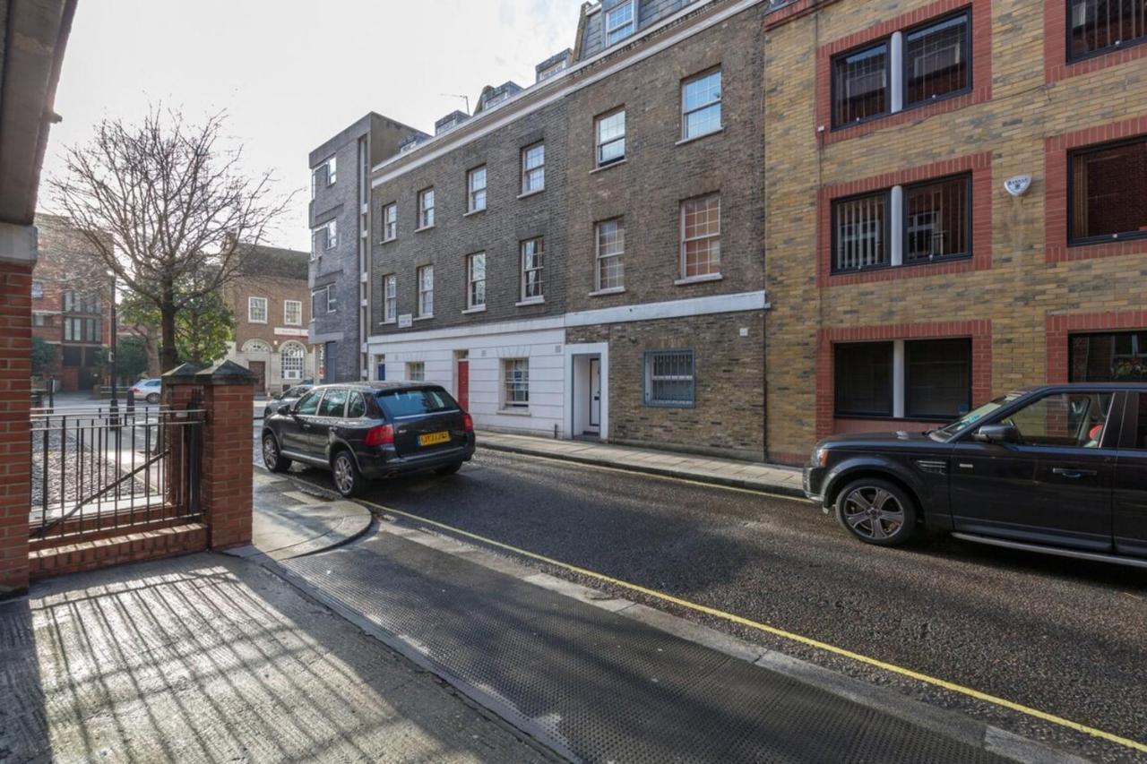 Beautiful 1 Bedroom Apartment In Victoria Londra Dış mekan fotoğraf
