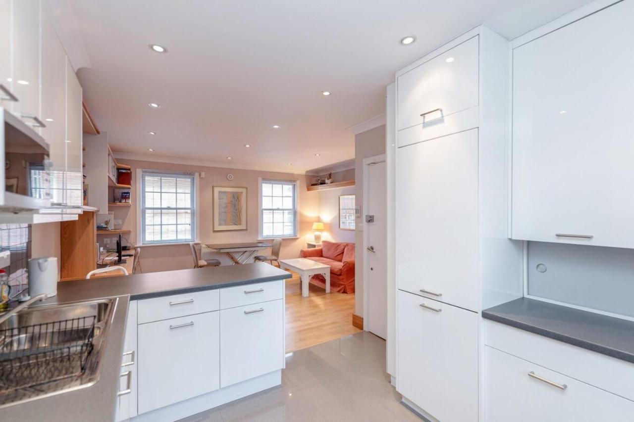 Beautiful 1 Bedroom Apartment In Victoria Londra Dış mekan fotoğraf